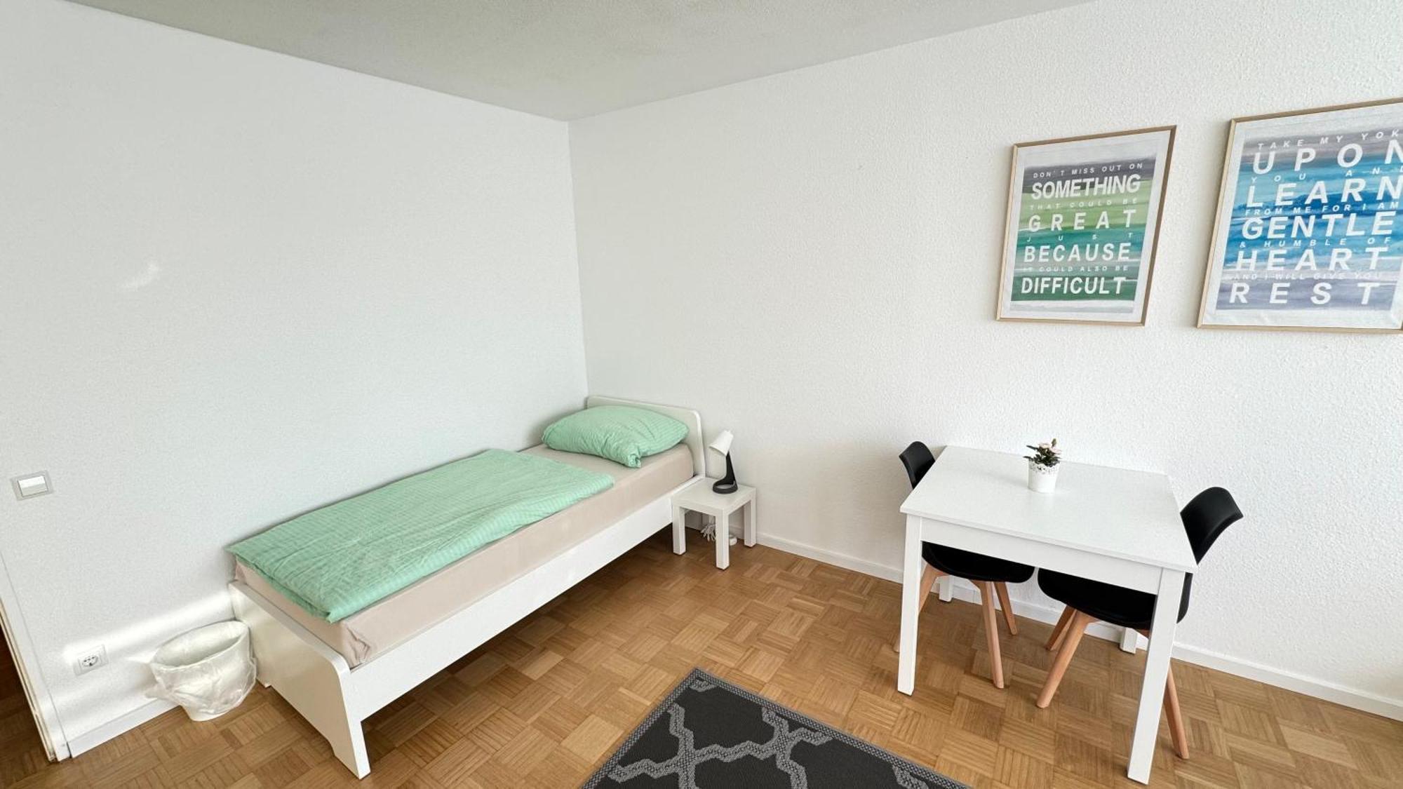 Monteur & Messezimmer Ratingen-Duesseldorf Esterno foto